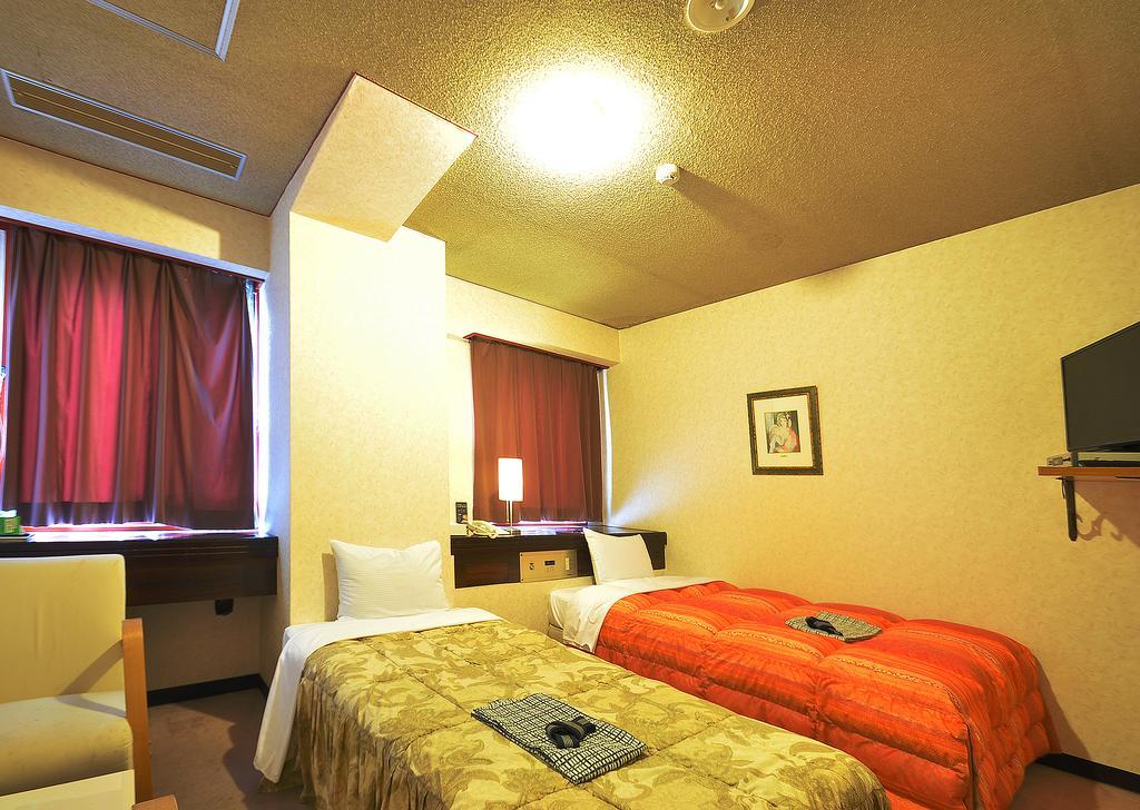 Business Hotel Atelier Kagoshima Zewnętrze zdjęcie